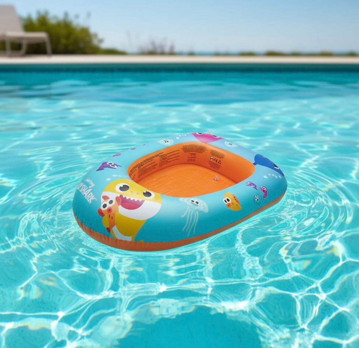 (Précommande) bateau gonflable Baby Shark