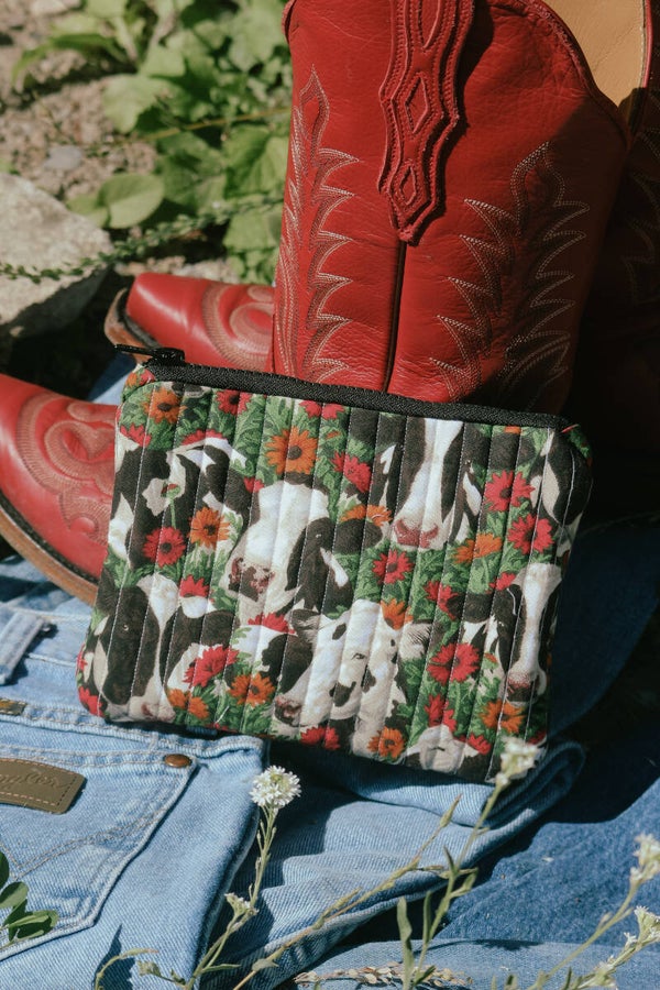 Daisy Dairy 🌼🐄 - zip pouch