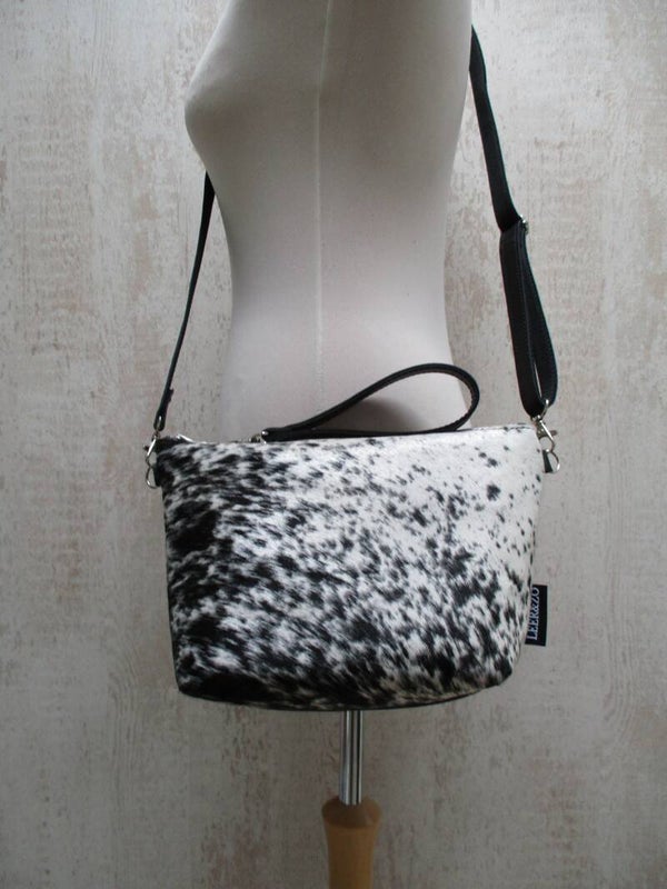 Zwart leren schoudertas zwart/wit koeienhuid 2