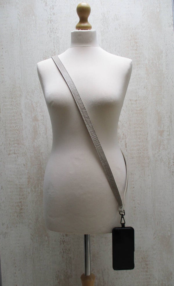 Telefoonkoord beige croco breed 2 cm