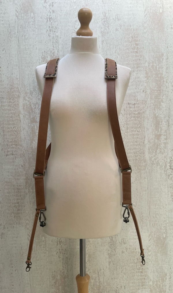 Leren cameraharnas cognac luipaard print