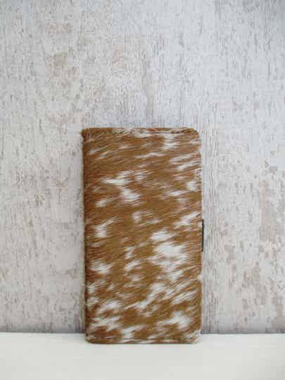 Bookcases iPhone 12 Pro cognac/wit