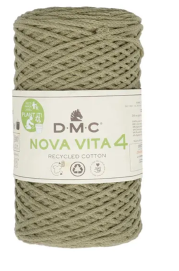 DMC Nova Vita nr.4 008 groen
