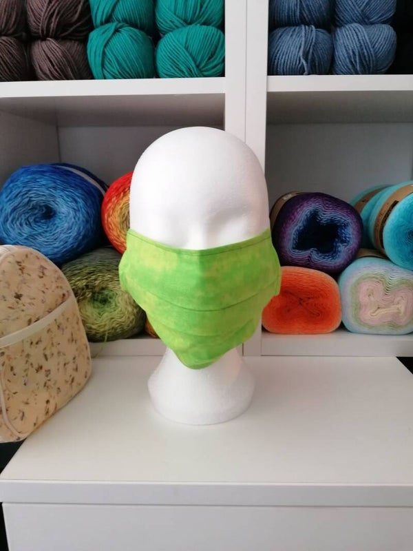 Mondmasker gewolkt groen