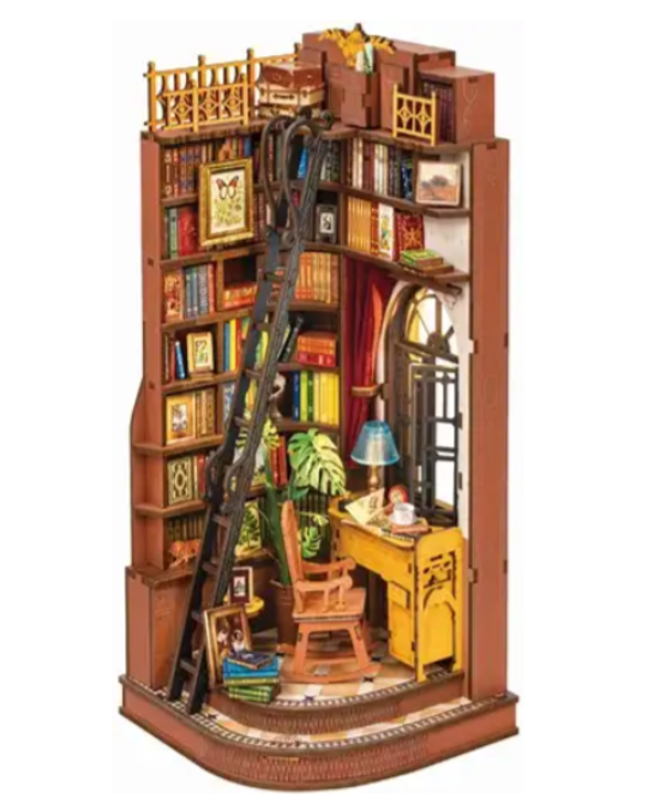Robotime Silent Corner Study
