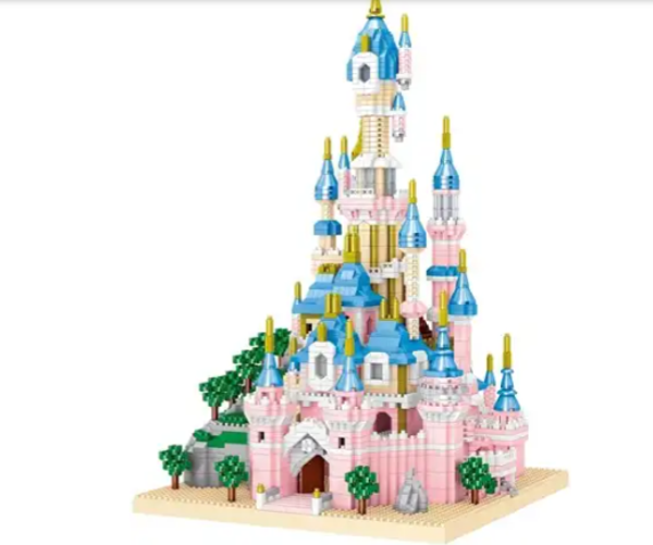 Dream castle pink