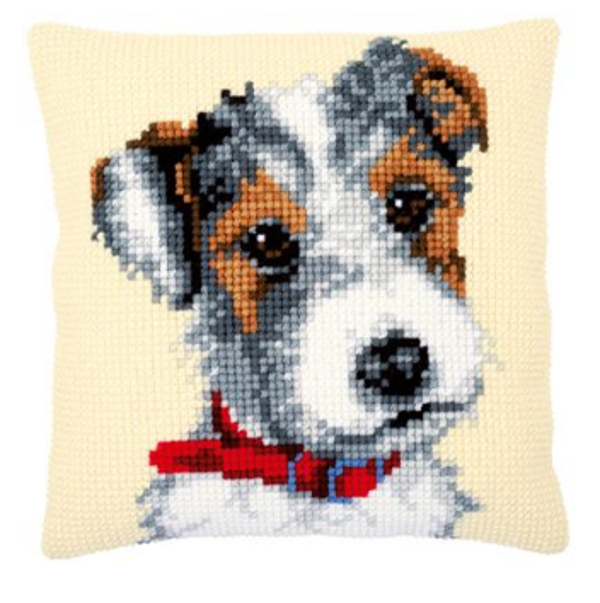 kruissteekkussen hond met halsband