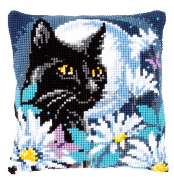 kruissteekkussen poes in de nacht