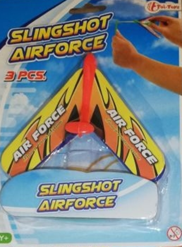 Slingshot afschiet vliegtuigje