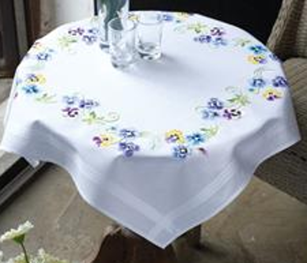 telpakket tafelkleed viooltjes