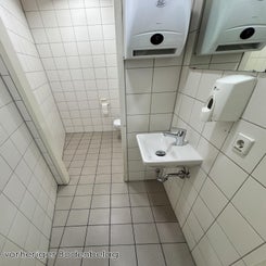 c6399222-3e52-45b6-b1ff-e7109bc30c4c-standard.jpg