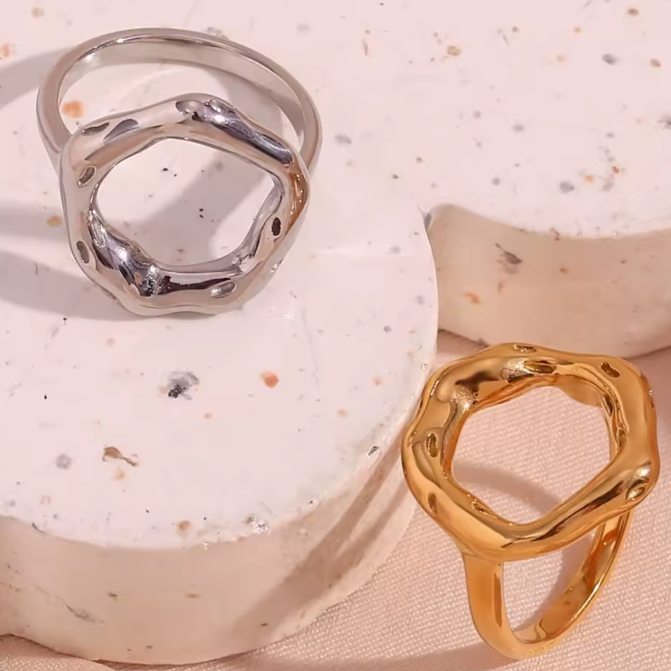Gesmolten cirkel ring