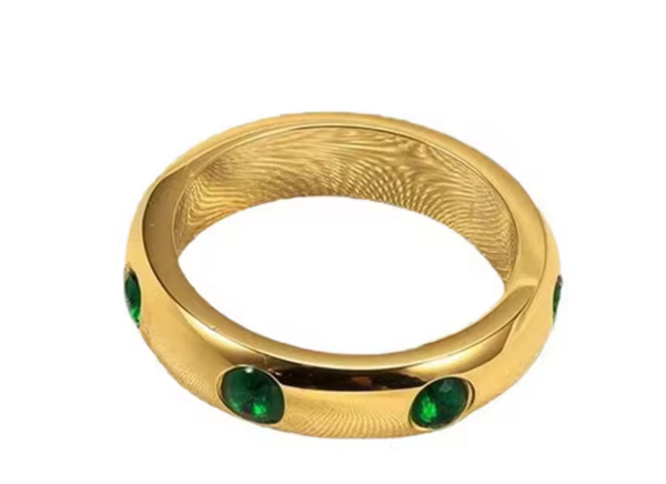 Ring met steentjes