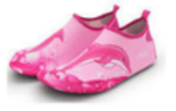 Water shoes pink