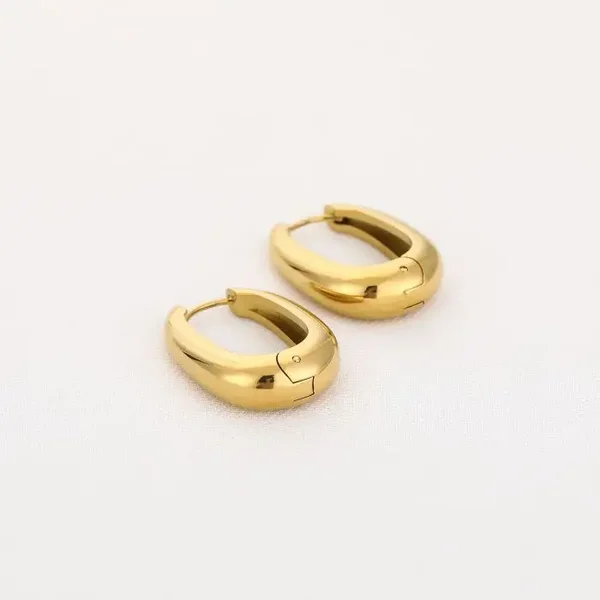 Oval Luxe Hoops