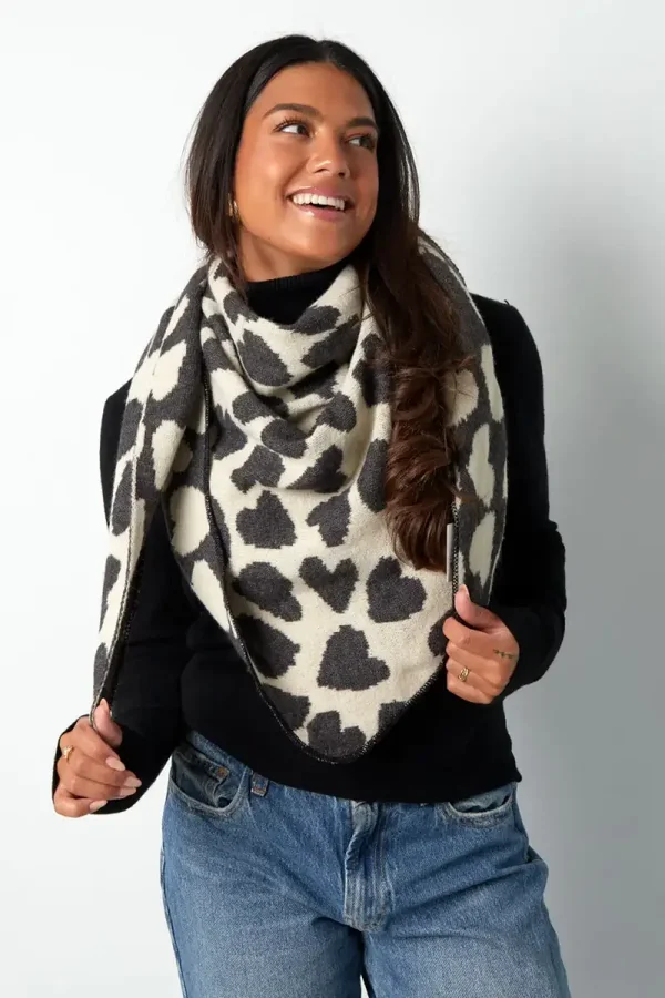Heart Crush Scarf