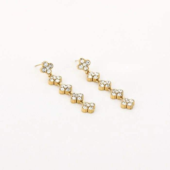 Liora  white Earrings