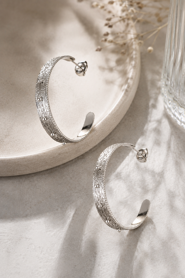 Demi Hoops