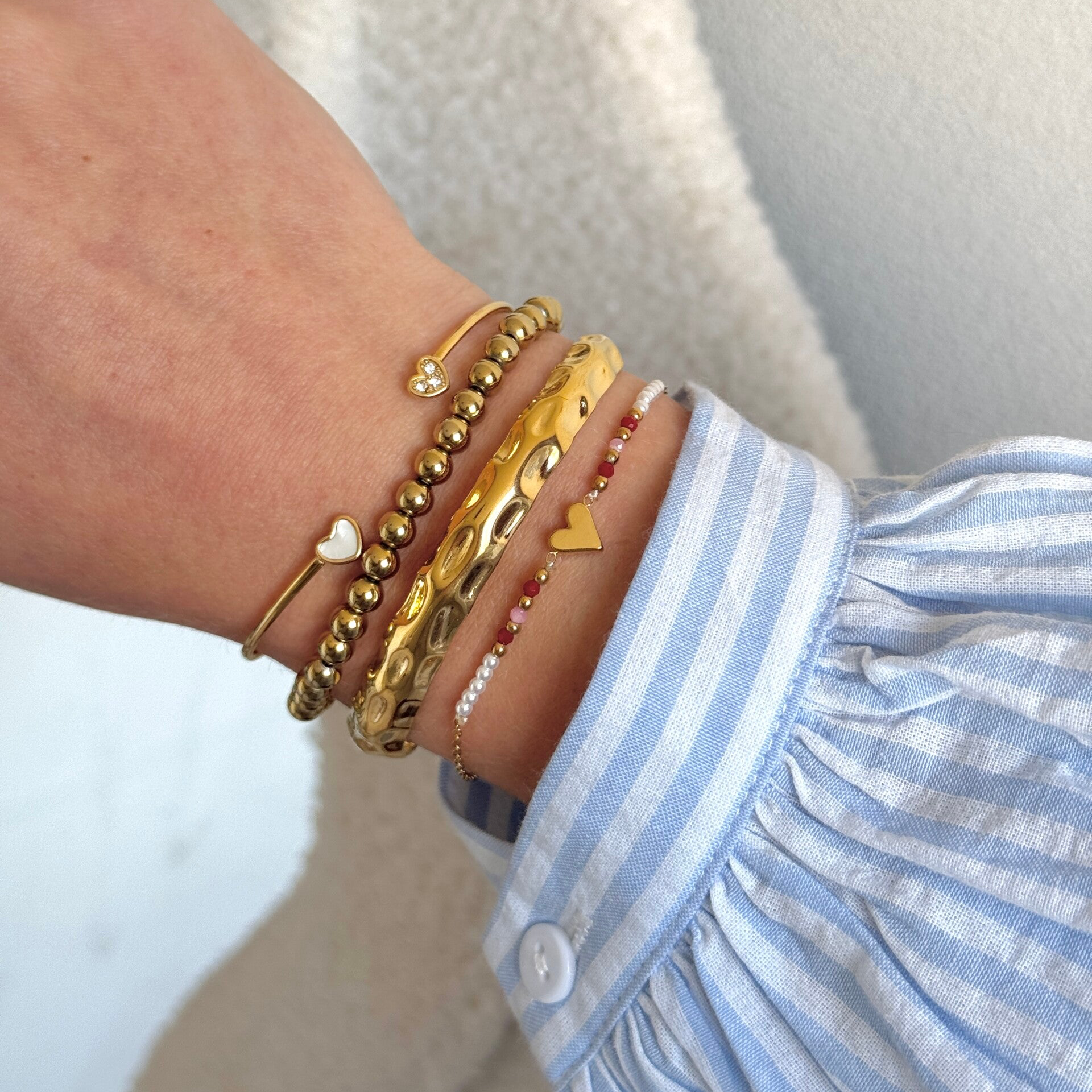 Detailed bangle goud