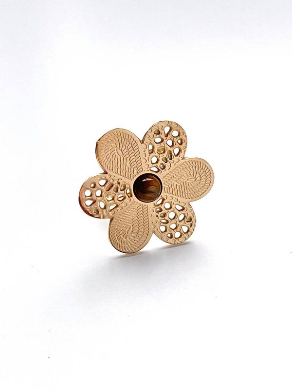 Grote bloem ring met bruin knopje