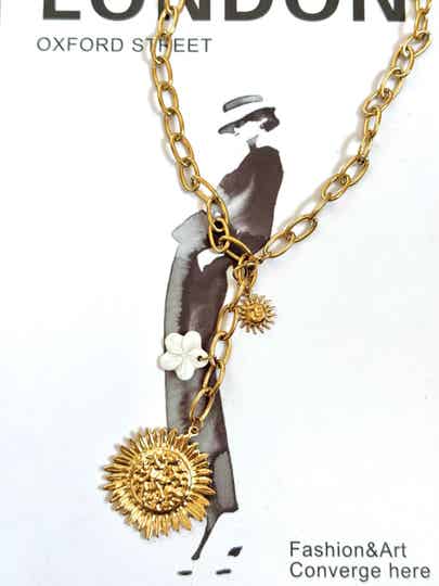 Camelia Y ketting