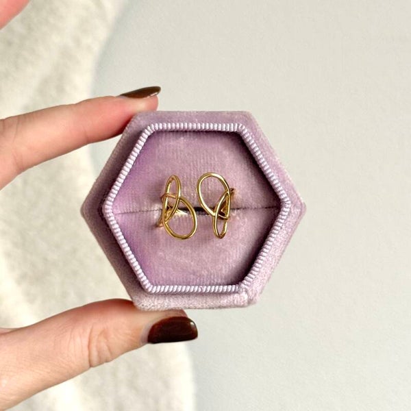 Eternal twist ring goud