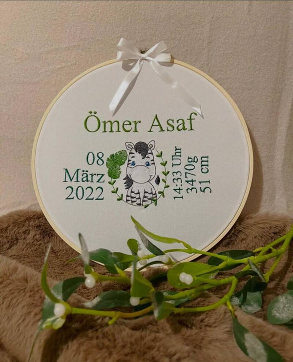 Stickrahmen mit Geburtsdaten 25cm Ø