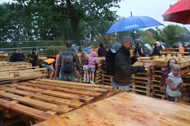 0252-standard-wu8j5m.jpg
