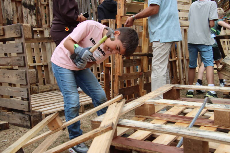 0331-standard-ajffro.jpg