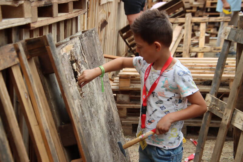 0335-standard-44hx7d.jpg