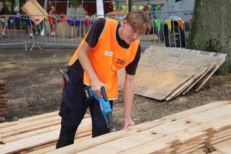 0408-standard-rwjanf.jpg