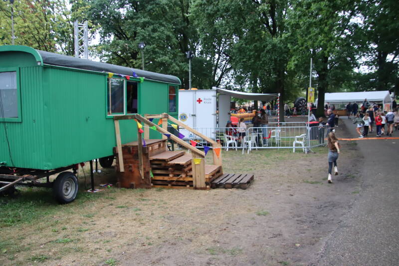 0677-standard.jpg