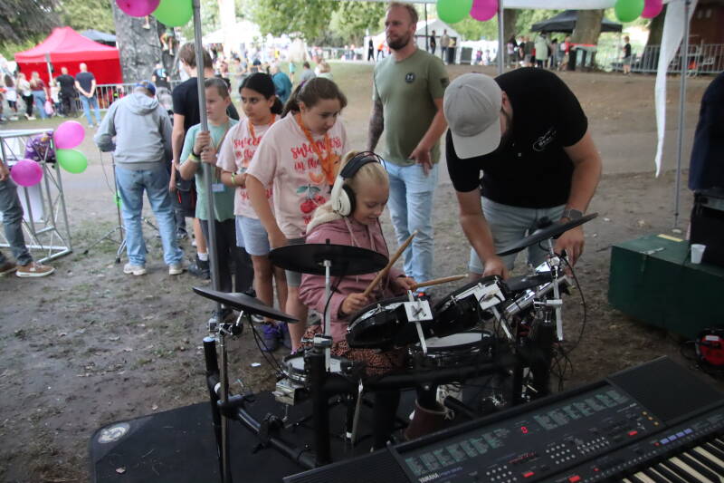 1170-standard.jpg