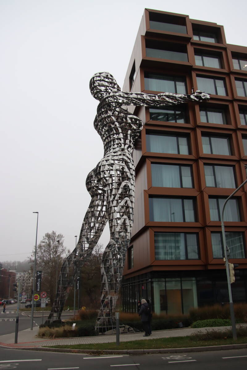 praag-stalen-dame-12-standard.jpg