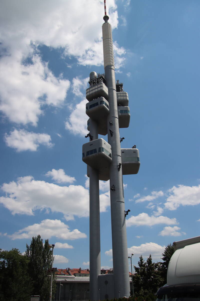 praag-televisietoren-van-i-kov-11-standard.jpg