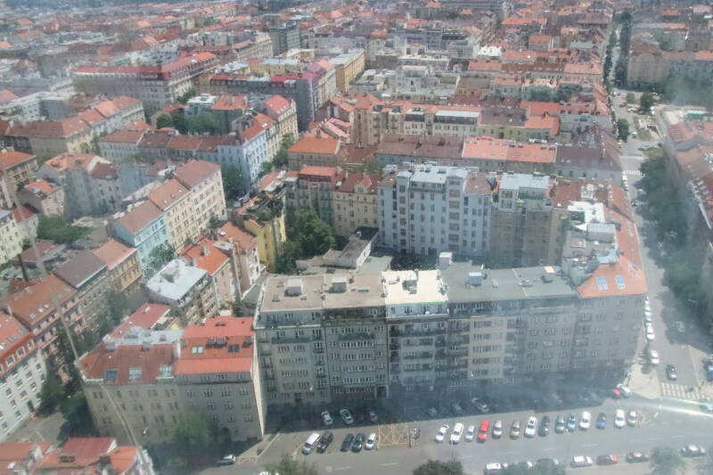 praag-televisietoren-van-i-kov-33-standard.jpg