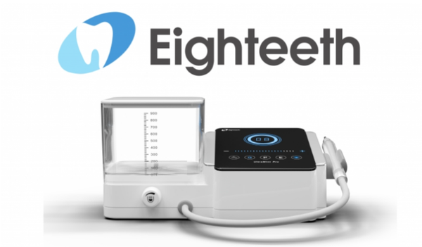 222071 EIGHTEETH ULTRAMINT PRO SCALER UNIT MET LED EN VLOEISTOFFLACON (EMS)