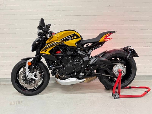 MV AGUSTA DRAGSTER 800 RR SCS (bj 2023 model 2024)