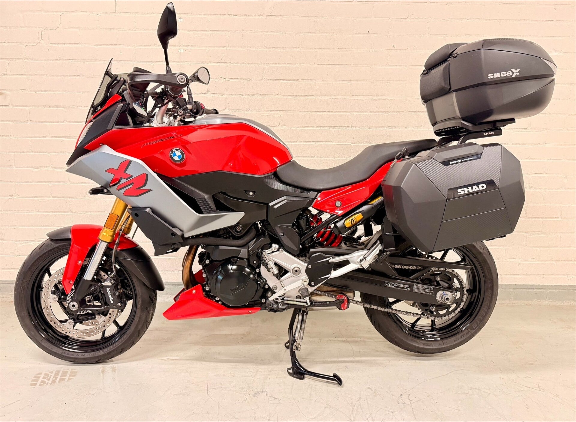 BMW F900XR (2020)