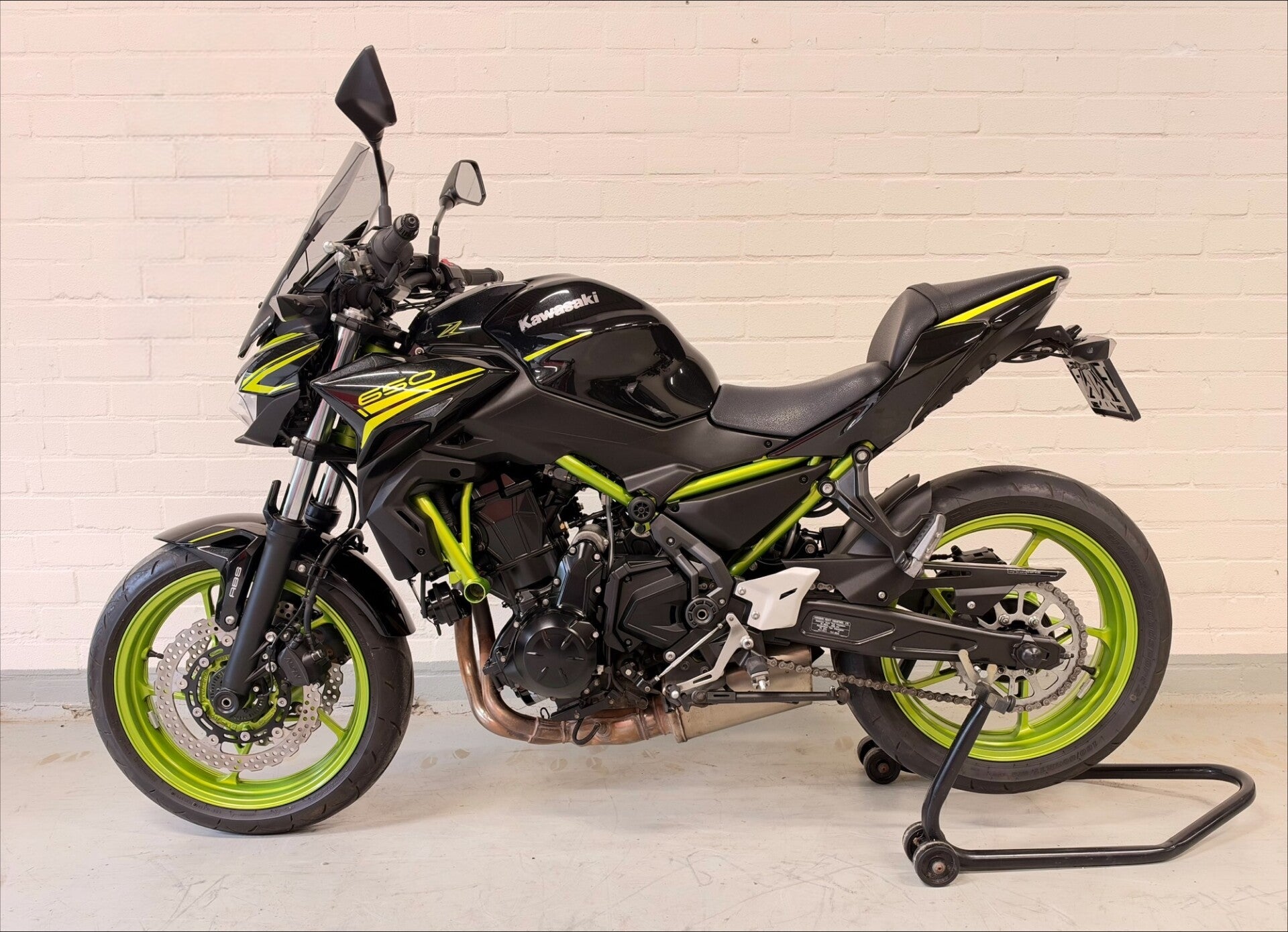Kawasaki Z650 ABS 2021 – 8.871 km