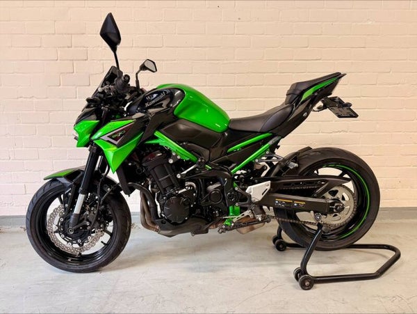 Kawasaki Z900 ABS 2024 - 10.922 km