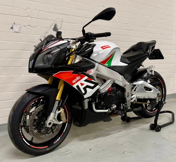 Aprillia Tuono V4