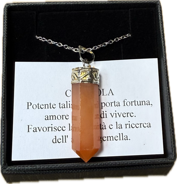 Ciondolo di Corniola con Catenella in Acciaio