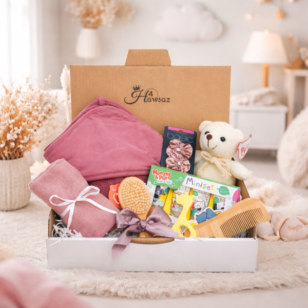 Kraamcadeau voor meisje met naam 11 stuks