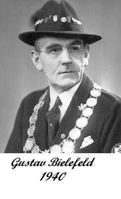 gustav-b-standard.jpg