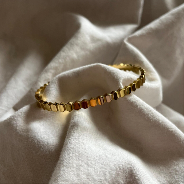 Gold hex armband