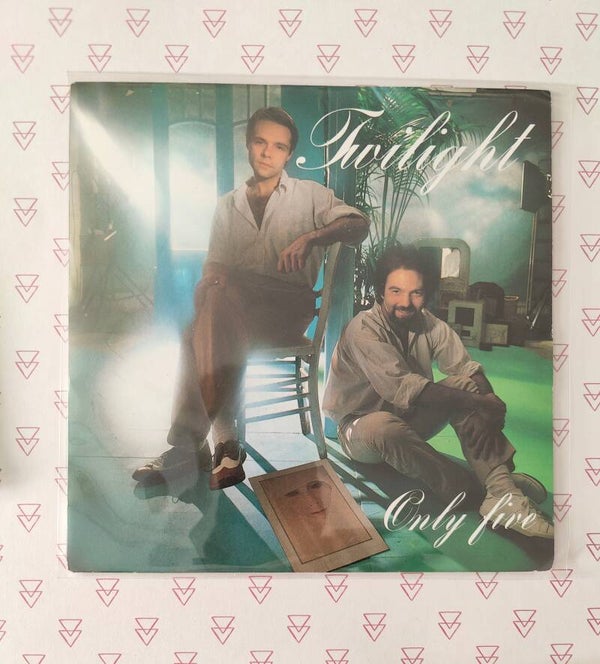 Twilight - Only five
