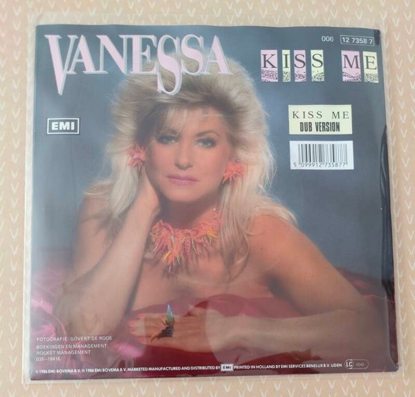 Vanessa - Kiss me