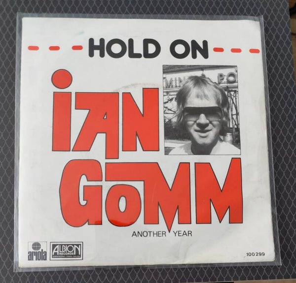ian Gomm - Hold on