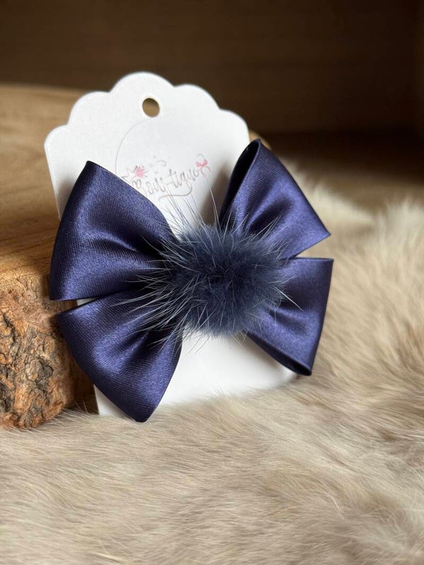 Strik satijn met pomponnetje Navy